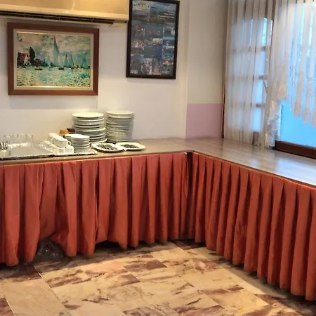 Alpen Bed & Breakfast Antalya